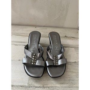 Italian Shoemakers made in Italy woman’s grey open toe sandals with faux stones